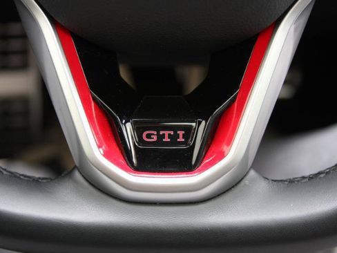 Used 2022 Volkswagen GTI Autobahn image 34