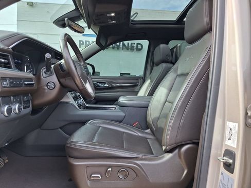 Used 2021 GMC Yukon XL Denali w/ Denali Premium Package RWD image 16