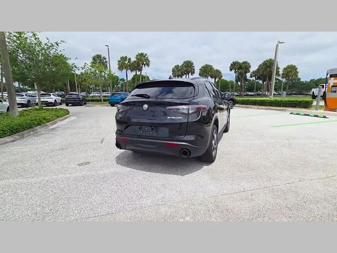 New 2025 Alfa Romeo Stelvio Sprint w/ Convenience Package AWD/4WD image 27