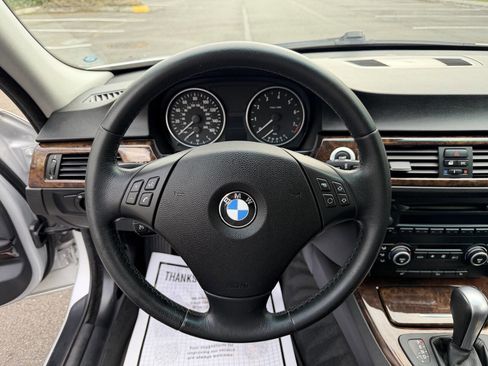 Used 2007 BMW 328xi Wagon AWD/4WD image 17