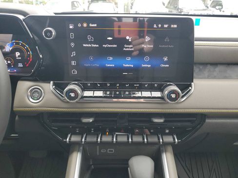 New 2026 Chevrolet Colorado ZR2 w/ ZR2 Bison Edition image 12