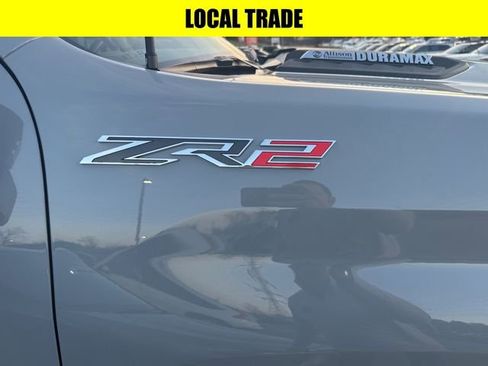 Used 2025 Chevrolet Silverado 2500 ZR2 w/ Technology Package image 4