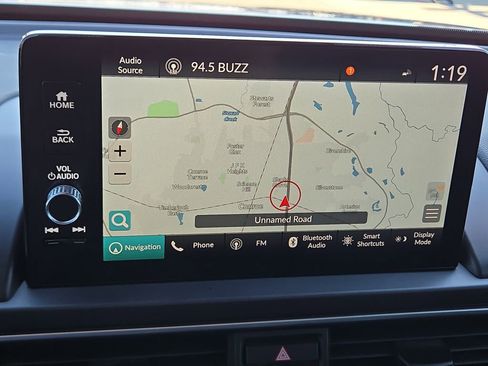 Certified 2023 Honda Pilot Touring image 23