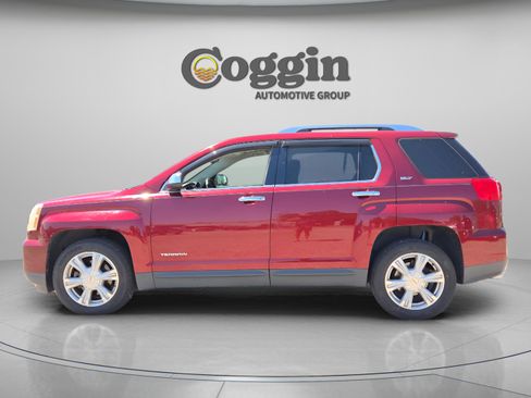 Used 2017 GMC Terrain SLT w/ Open Road Package FWD image 2