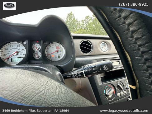 Used 2003 Mitsubishi Outlander XLS image 24