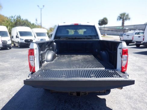 Used 2020 Ford F250 XL w/ Power Equipment Group image 10