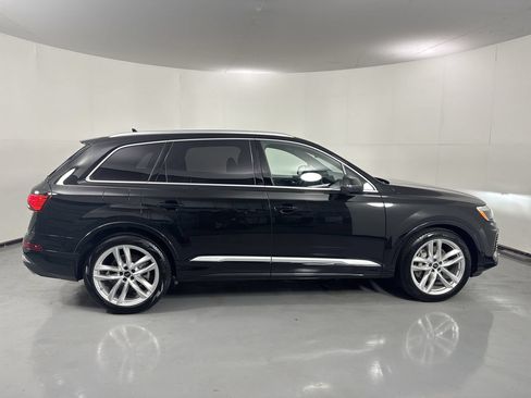 Used 2025 Audi Q7 3.0T Premium Plus w/ Premium Plus Package AWD/4WD image 38