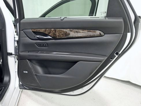 Used 2016 Cadillac CT6 Luxury image 37