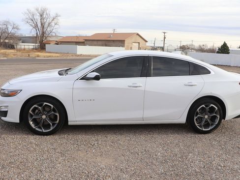 Used 2020 Chevrolet Malibu LT image 4