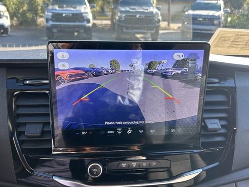 Used 2023 Ford Transit 350 XLT image 22