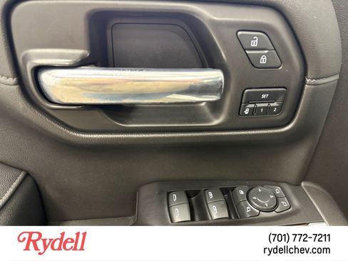 Used 2021 GMC Sierra 1500 SLT AWD/4WD image 11