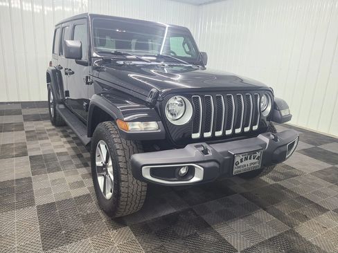 Used 2020 Jeep Wrangler Unlimited Sahara AWD/4WD image 5