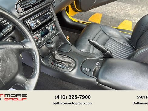 Used 2002 Chevrolet Corvette Convertible w/ Preferred Equipment Group2 RWD image 28