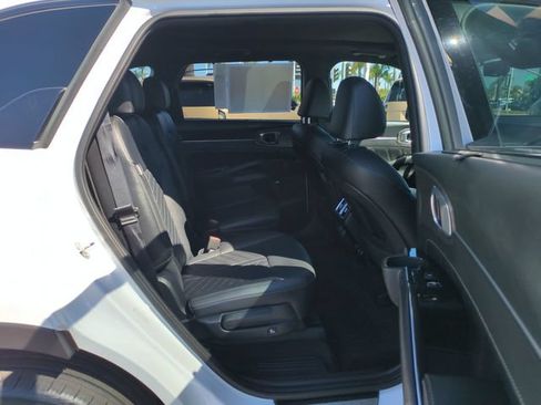 Certified 2024 Kia Sorento SX Prestige AWD/4WD image 30