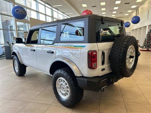 New 2025 Ford Bronco Coastal Package image 3