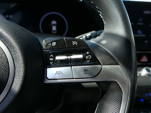 Certified 2023 Hyundai Elantra SEL w/ Convenience Package image 15