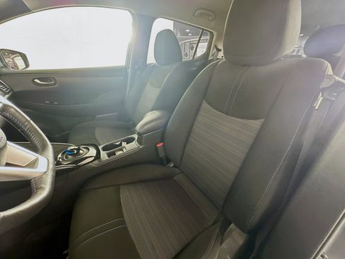 Used 2024 Nissan Leaf SV Plus image 13