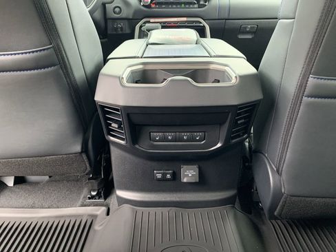 New 2026 Toyota Tundra Platinum image 15