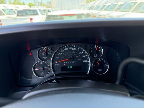 New 2026 Chevrolet Express 2500 w/ Driver Convenience Package RWD image 16