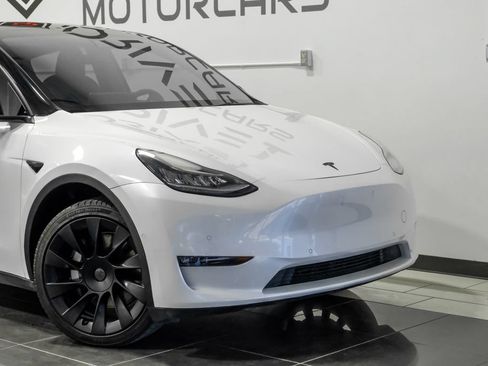Used 2021 Tesla Model Y Long Range AWD/4WD image 7