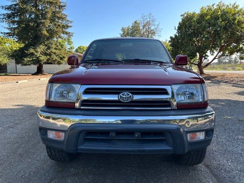 Used 2000 Toyota 4Runner SR5 w/ Upgrade Value Pkg 2 AWD/4WD image 6