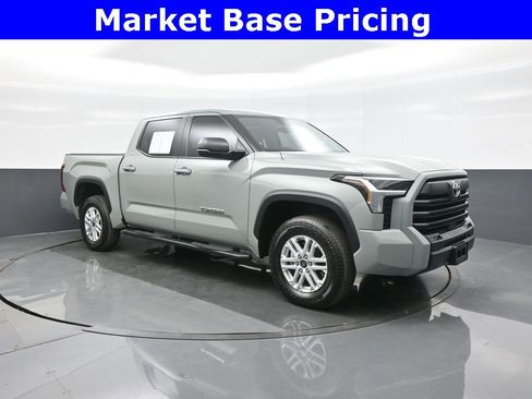 Used 2024 Toyota Tundra SR5 image 1
