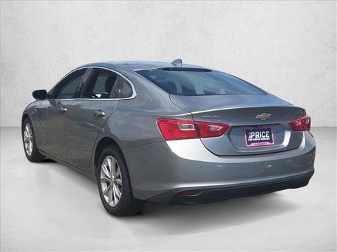 Used 2025 Chevrolet Malibu LT FWD image 7