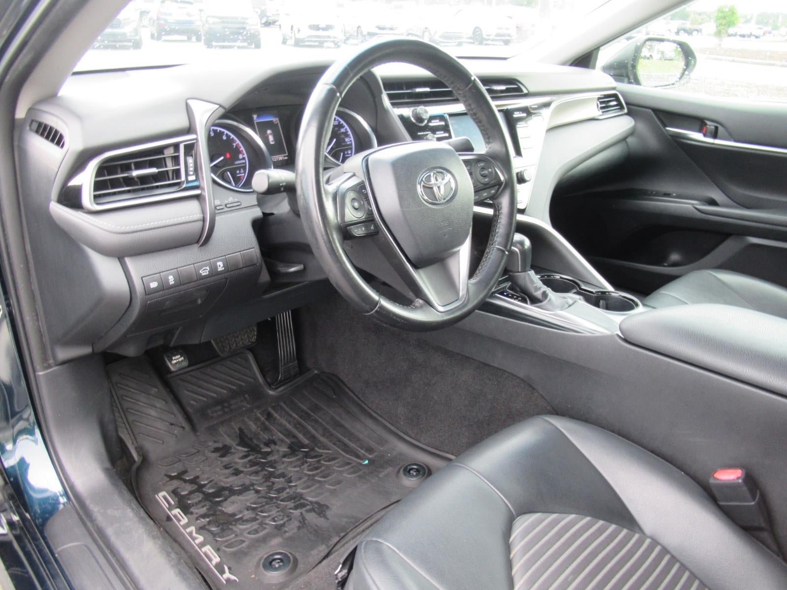 Used 2019 Toyota Camry SE FWD image 17