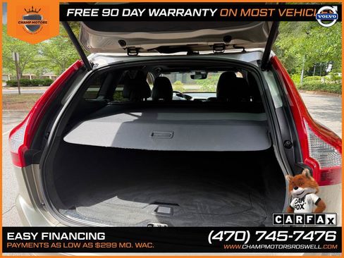 Used 2015 Volvo XC60 T5 Premier w/ Proximity Package FWD image 11