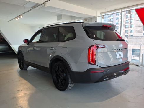 Used 2022 Kia Telluride SX w/ SX Prestige Package AWD/4WD image 6