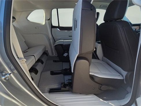 New 2026 GMC Acadia Denali image 39