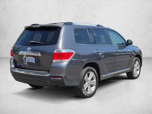 Used 2013 Toyota Highlander Limited FWD image 5