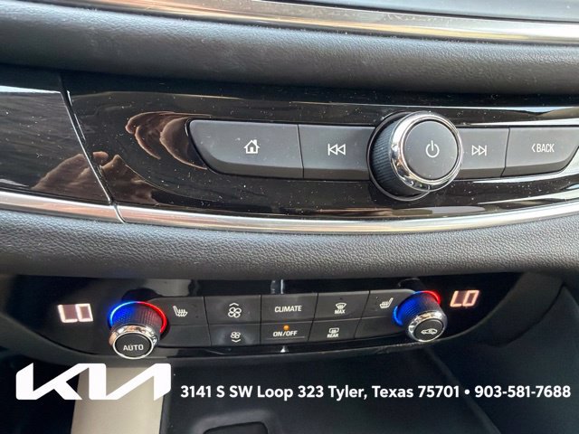 Used 2019 Buick Enclave Essence FWD image 20