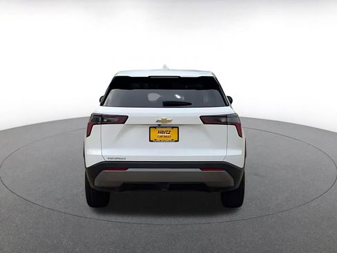 Used 2025 Chevrolet Equinox LT FWD image 12