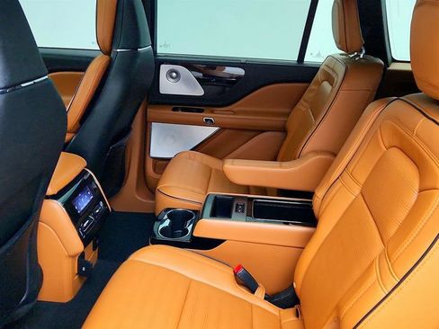 Used 2022 Lincoln Aviator Black Label w/ Dynamic Handling Package image 20