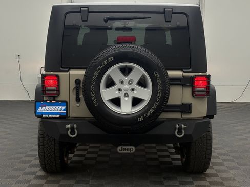 Used 2017 Jeep Wrangler Sport w/ Quick Order Package 24S AWD/4WD image 6