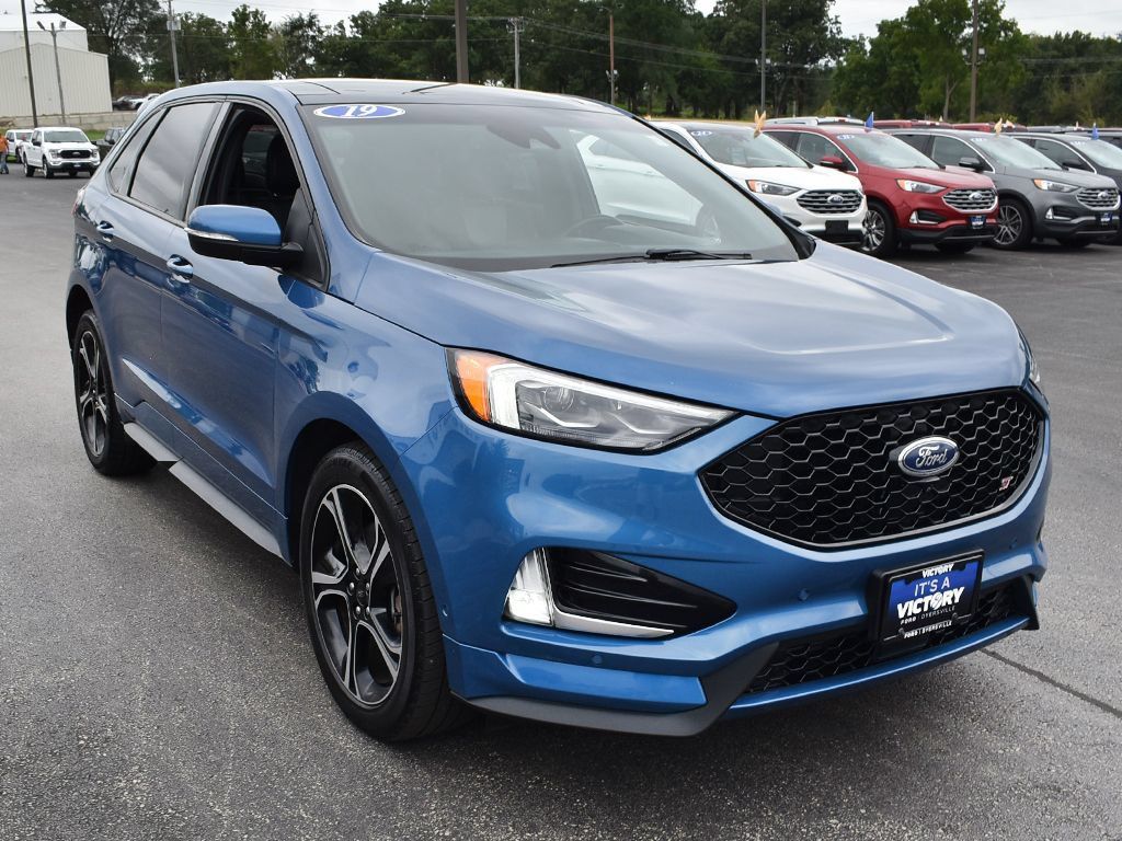 Used 2019 Ford Edge ST w/ Equipment Group 401A AWD/4WD image 14