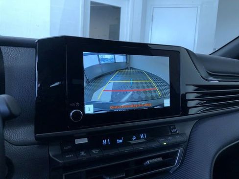 Certified 2025 Toyota Camry SE image 28