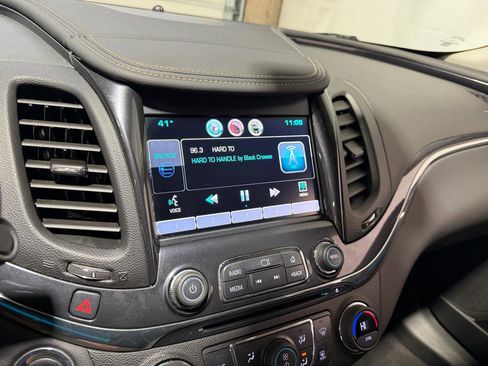 Used 2015 Chevrolet Impala LTZ image 29