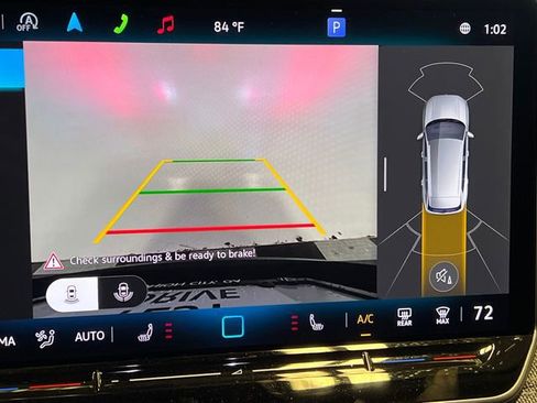 Used 2025 Volkswagen Tiguan S image 24