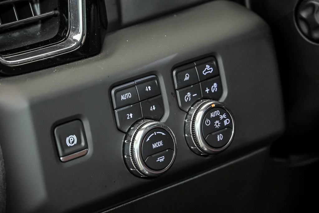Used 2025 GMC Sierra 1500 Denali Ultimate AWD/4WD image 19