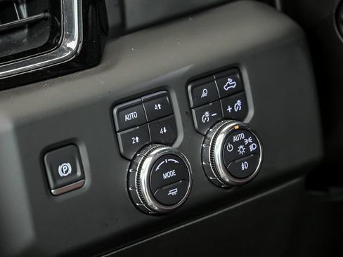 Used 2025 GMC Sierra 1500 Denali Ultimate AWD/4WD image 19