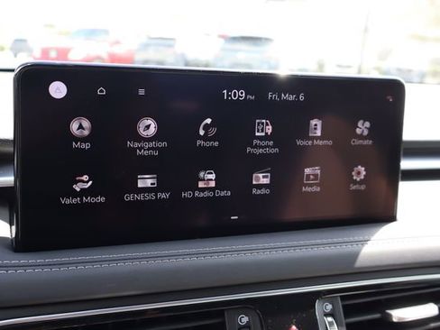 Used 2023 Genesis G70 2.0T image 39