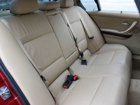 Used 2011 BMW 335i Sedan image 25