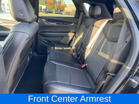 Certified 2022 Cadillac XT5 Premium Luxury image 18