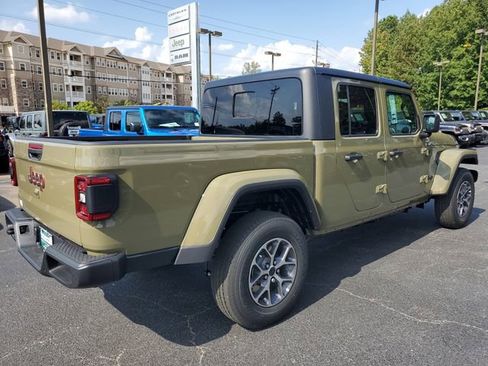 New 2025 Jeep Gladiator Sport image 6