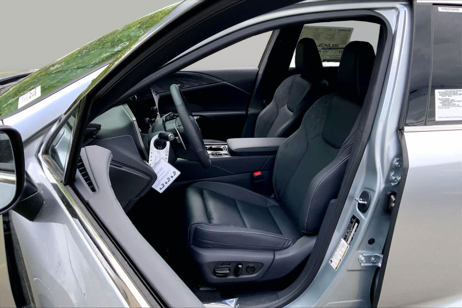 New 2026 Lexus RX 350 AWD w/ Convenience Package image 9