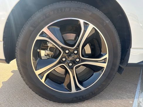 Used 2020 Ford Edge ST image 6