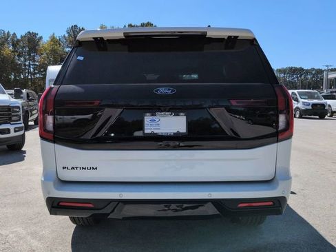 New 2025 Ford Expedition Platinum w/ Stealth Performance Package image 5
