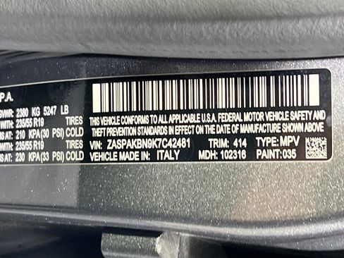 Used 2019 Alfa Romeo Stelvio Ti image 32